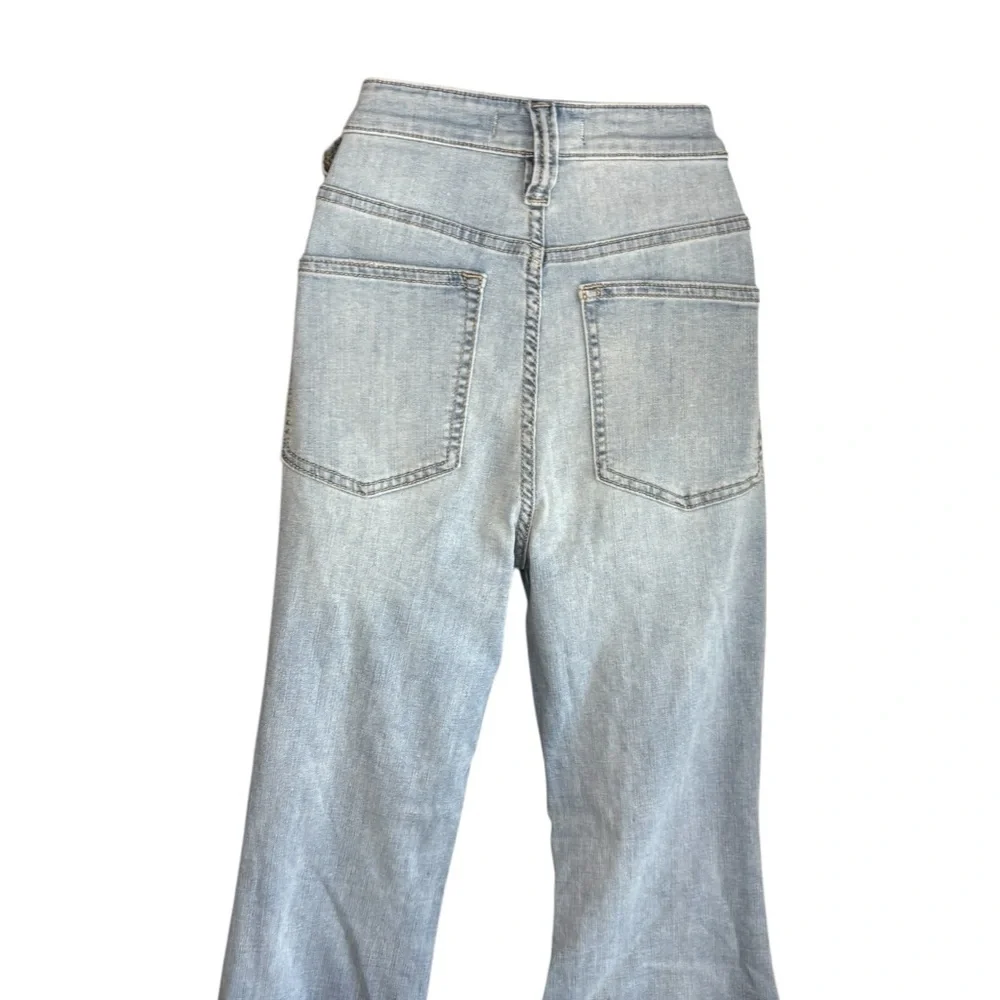 Free People We The Free IRREPLACEABLE Kent Blue Flare Raw Hem Button Fly Jeans - Picture 5 of 10